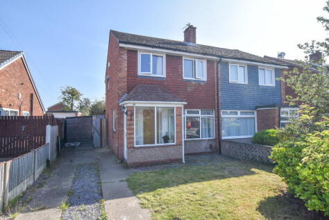 Renfrew Avenue, Eastham