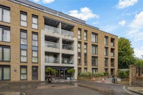 18, 72 Landau Apartments, Farm Lane, London SW6 1QA