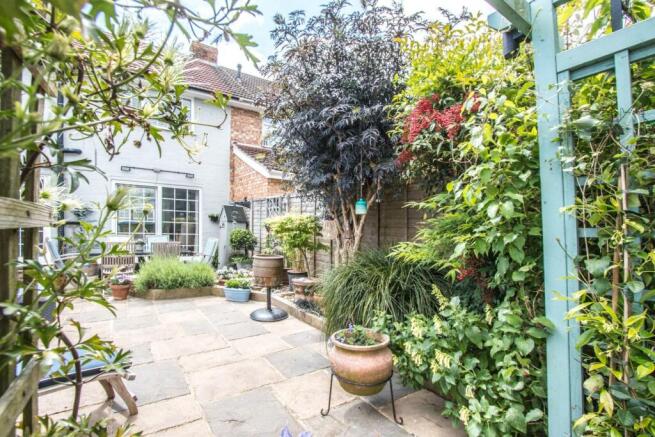 Garden-3.jpg
