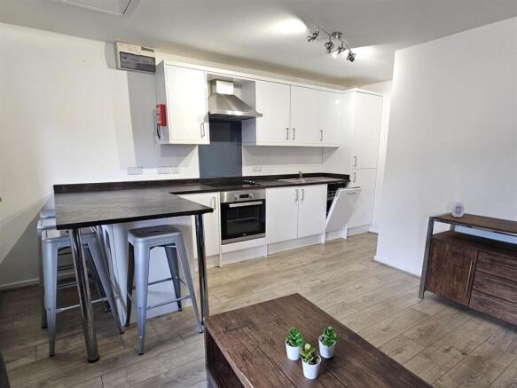 Kitchen b - F25 The Forum.jpg