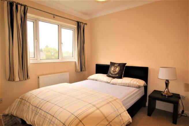 DOUBLE BEDROOM 2