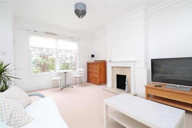 58c Lounge.JPG
