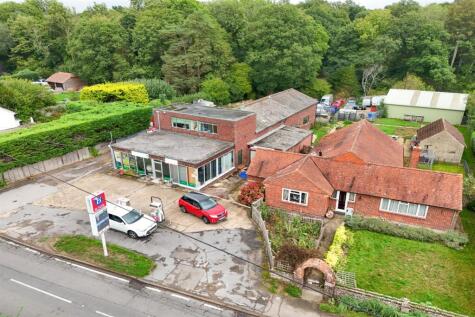 Ashford Hill, Thatcham, RG19 8BQ