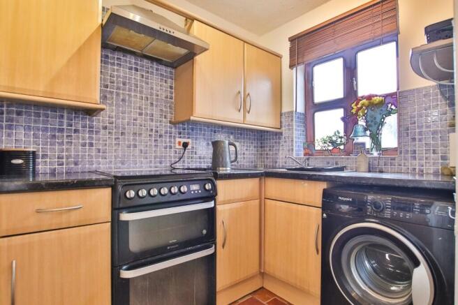 Yarrow Close, Worcester, WR5 photo 4