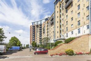 99, 36 Western Beach, Hanover Avenue, Silvertown, London E16 1DZ