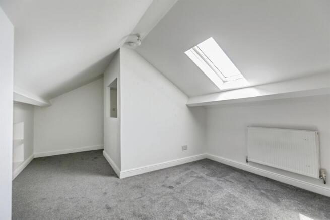 3 bed House to rent Image 12