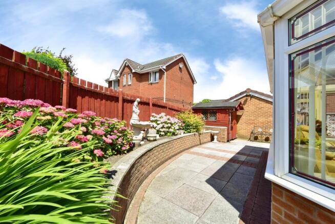 3 bed Detached Bungalow for sale Image 12
