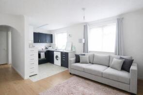 Flat 3, Duncan House, Collingwood Close, Peacehaven BN10 8BA