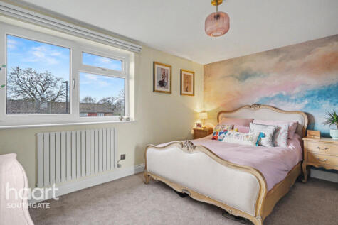 Bramley Close, London