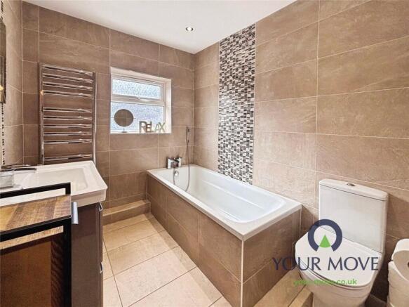 2 bed Bungalow for sale Image 8