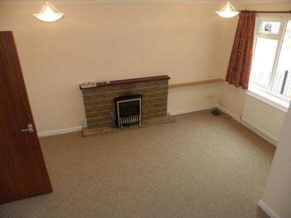 11 Whittingstall Ave