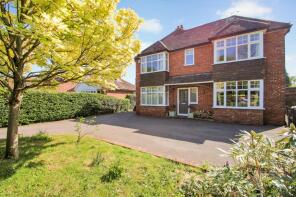 Birchdown, Appledore Road, Tenterden TN30 7BE