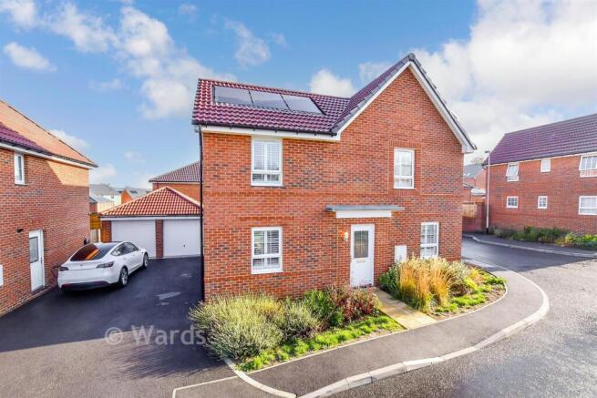 4-bed detached on Matrix Road, Aylesford, Kent, £560,000