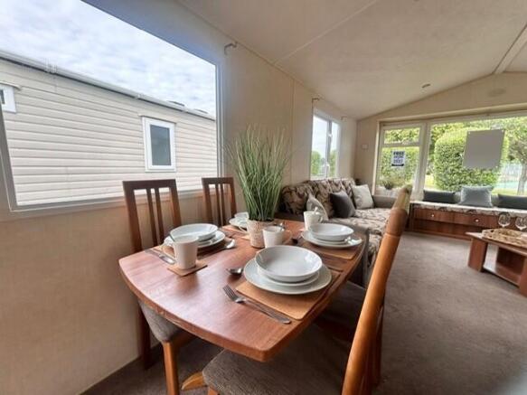 Willerby Ninfield 2012 Vs178698 142088260.jpeg