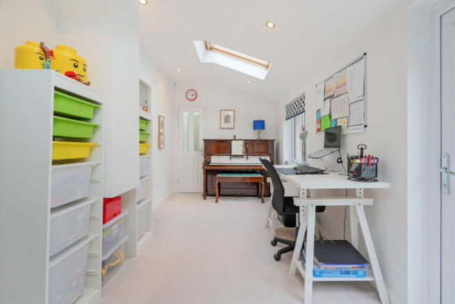 Photo 15