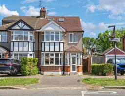 192, Cannon Lane, Pinner HA5 1JD