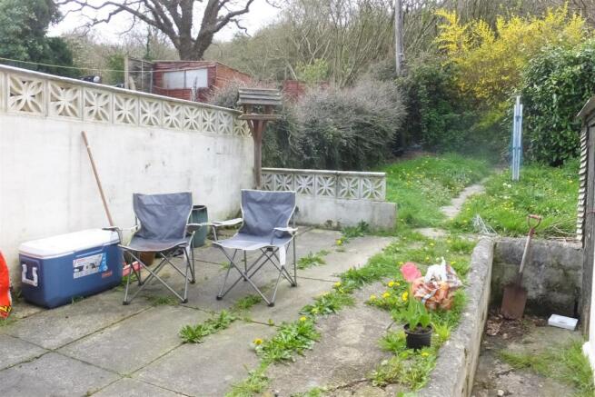 Rear Patio.JPG