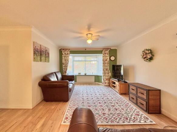 Norwood Drive, Brierley, Barnsley photo 5