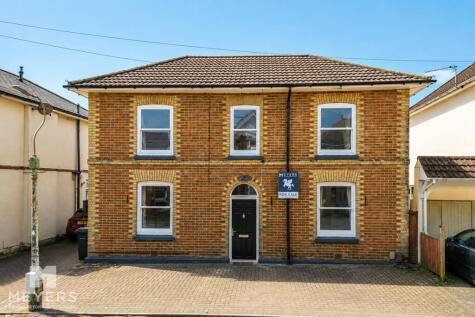 Darracott Road, Bournemouth, BH5 2