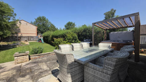 Banbury Road, Southam, CV47