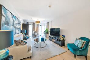 Flat 7, 407 Rossetti Court, Archway Road, Hornsey, London N6 4EY