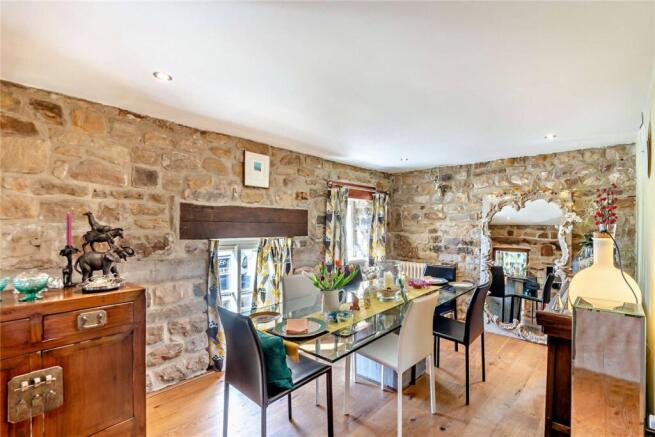 11 bed House for sale Image 8