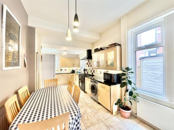 Dining Kitchen