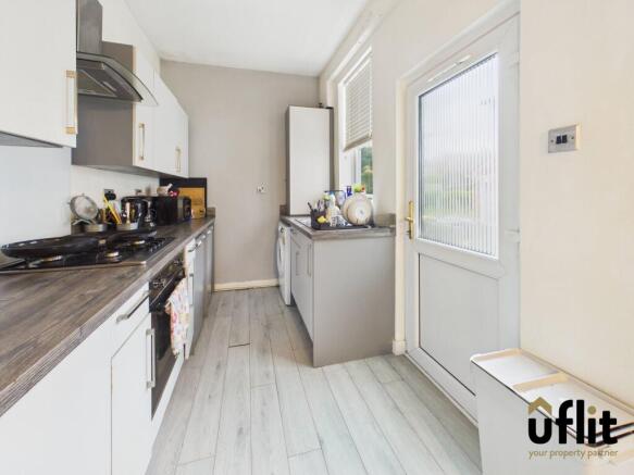 3 bed Terraced for sale Image 9