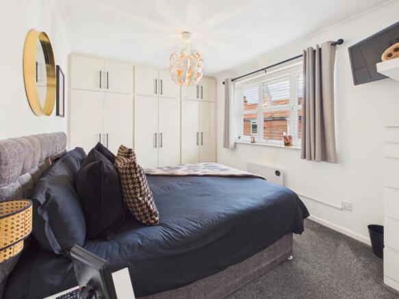 2 bed Apartment for sale Image 7