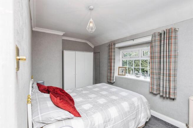 2 bed Terraced for sale Image 8