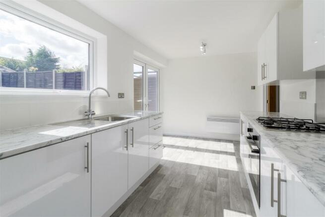 Kitchen/Breakfast Room