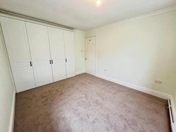 3 bed Detached Bungalow for sale Image 10