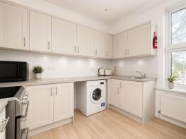 52a, Searles Road, London SE1 4YL