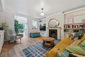 Flat Basement, 77, Lime Grove, London W12 8EE