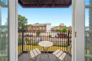2, 41 Draymans Court, Stockwell Green, London SW9 9QE