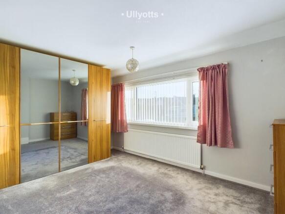 3 bed Semi-Detached to rent Image 8