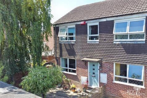 Newport Road, Newbury, Berkshire, RG14