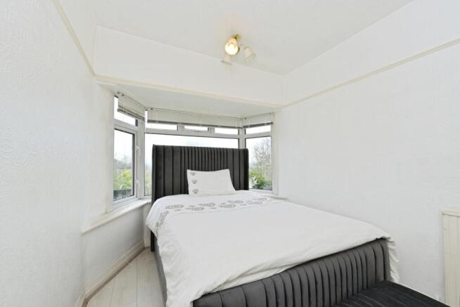 3 bed Semi-Detached for sale Image 7