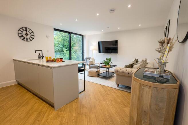 Kitchen/Dining Area