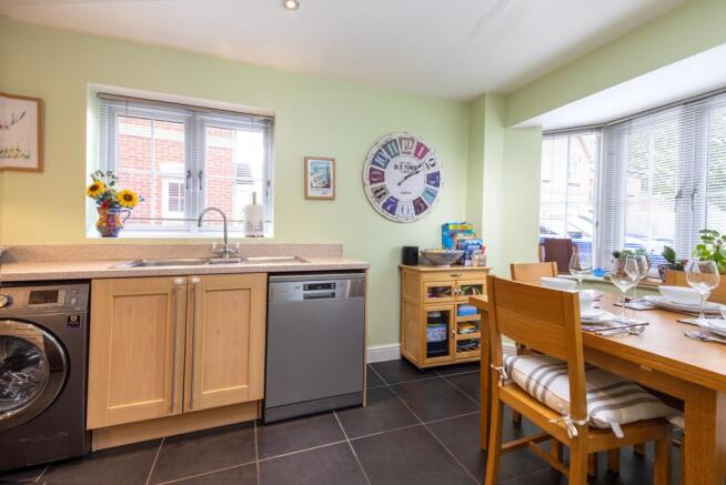 Kitchen/Breakfast Room