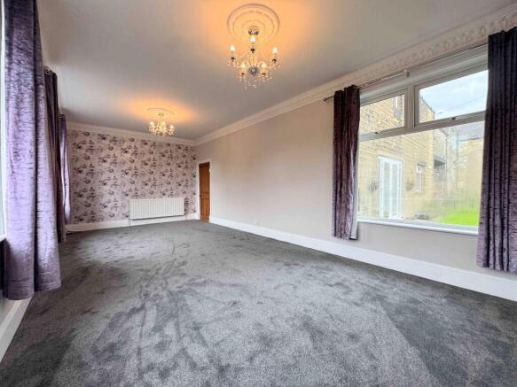 4 bed Link Detached House for sale Image 5