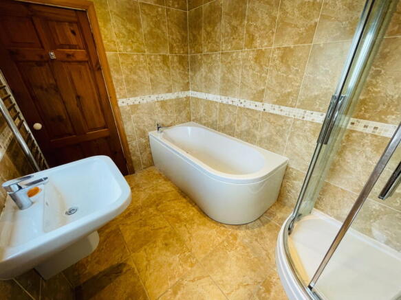 2 bed Semi-Detached for sale Image 11