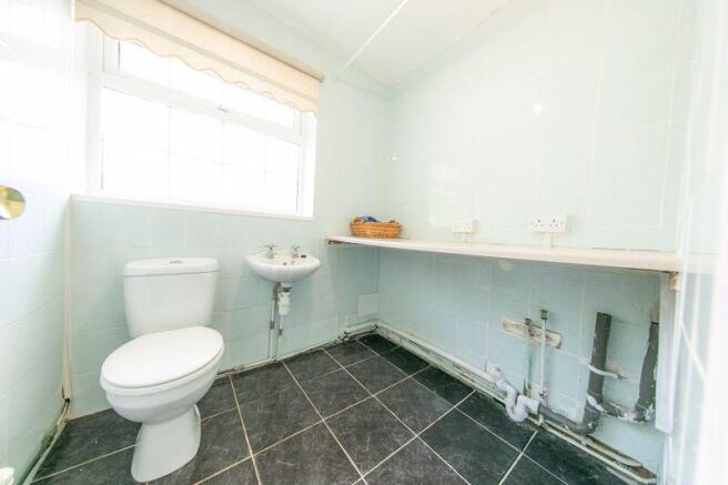 Utilities & washroom