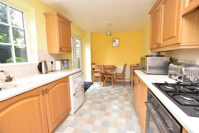 KITCHEN REVERSE