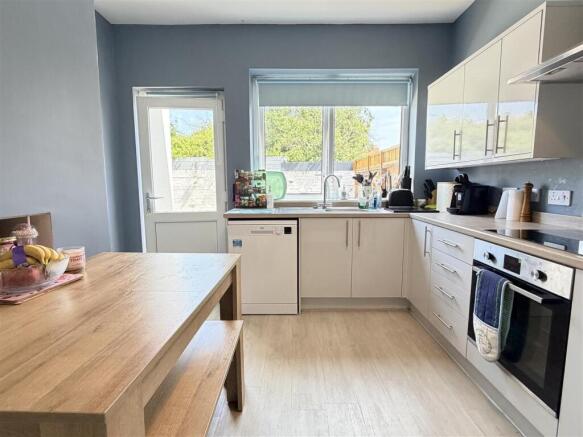 Chatsworth Road, Lytham St Annes photo 4