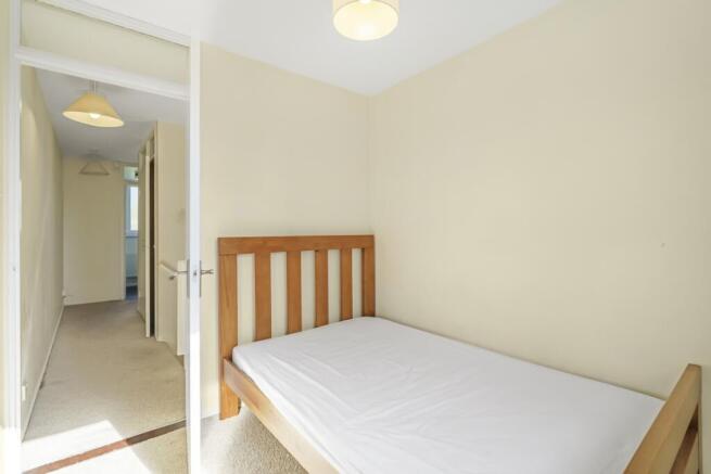18_Sancroft_Court-5