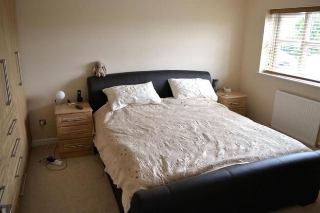 BED 1.jpg