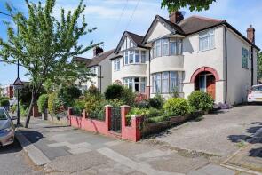 61, Randall Avenue, London NW2 7SS