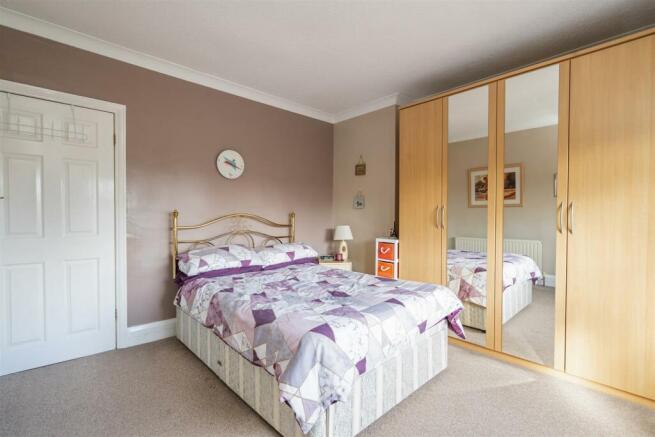 165 Wagon Lane, Solihull,  B92 7PA_2.jpg