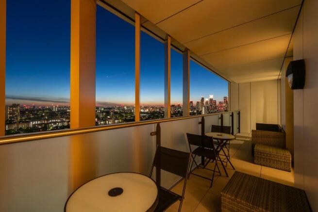 Bedroom Night terrace.jpg